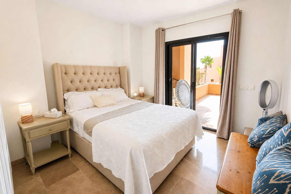 Appartement te koop in Manilva | 2 slaapkamers H5443513
