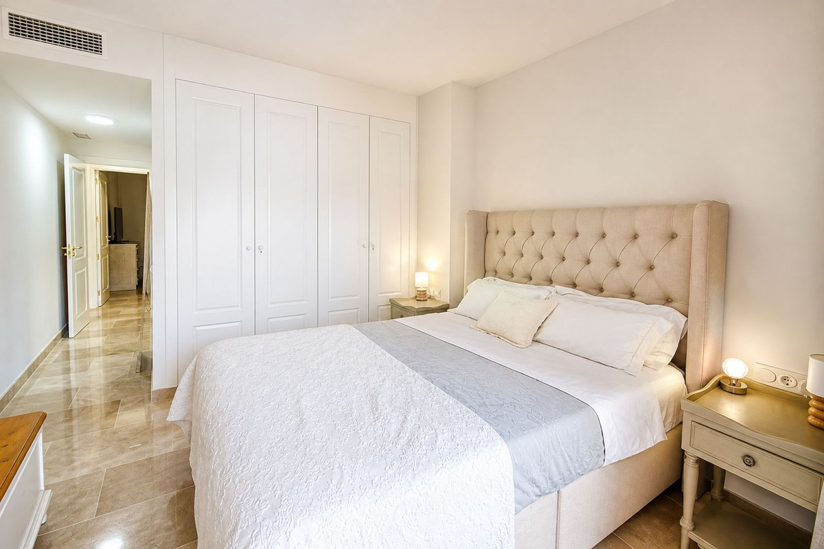 Appartement te koop in Manilva | 2 slaapkamers H5443513