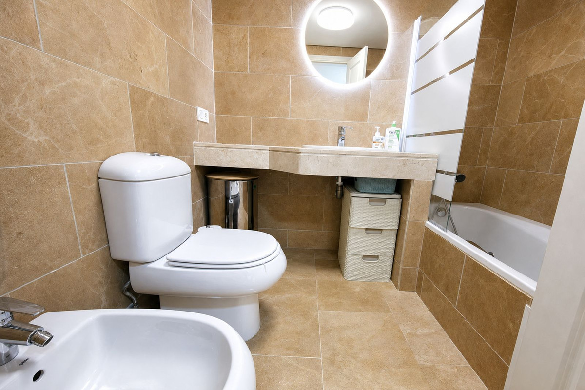 Appartement te koop in Manilva | 2 slaapkamers H5443513