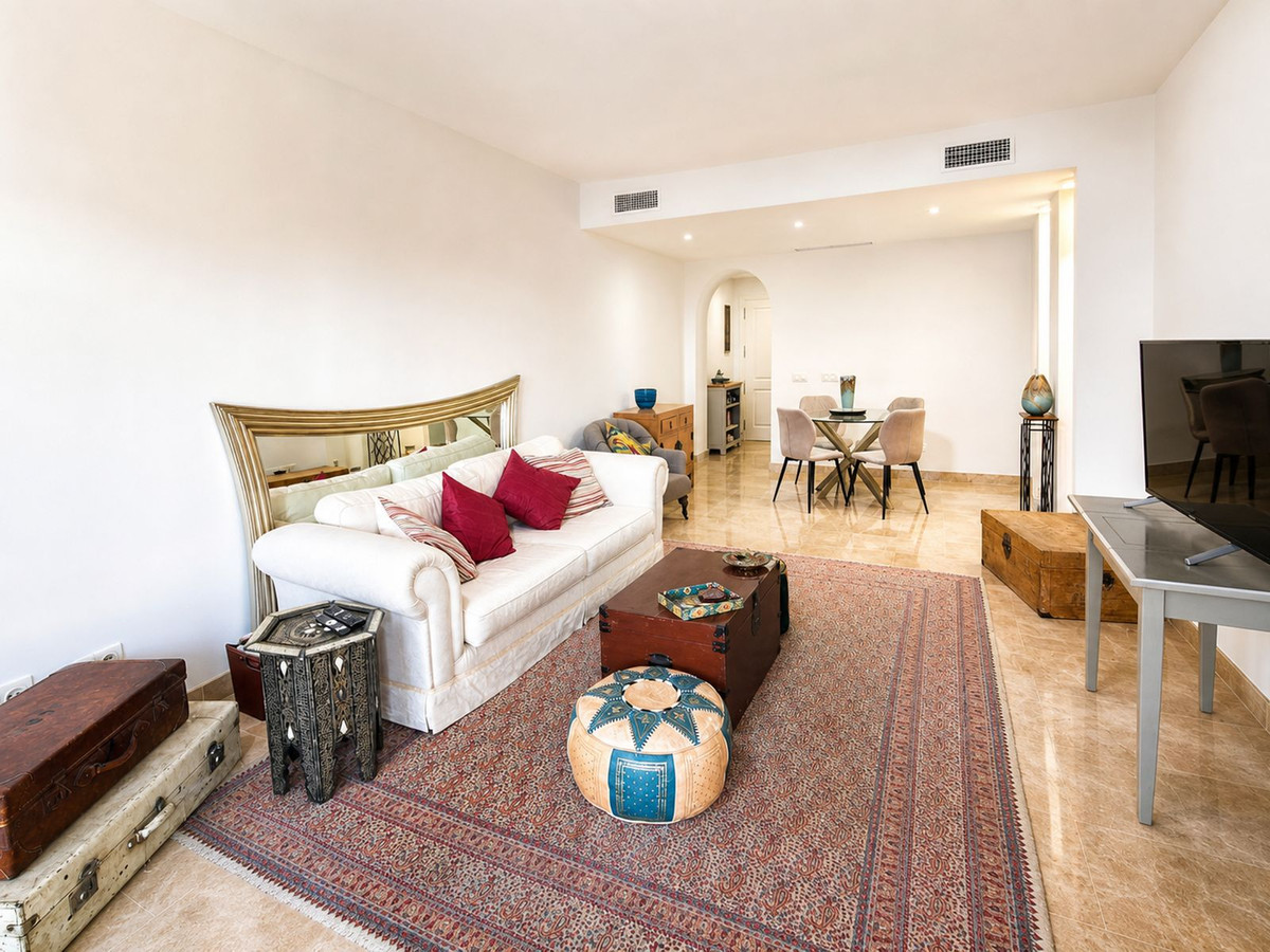 Appartement te koop in Manilva | 2 slaapkamers H5443513