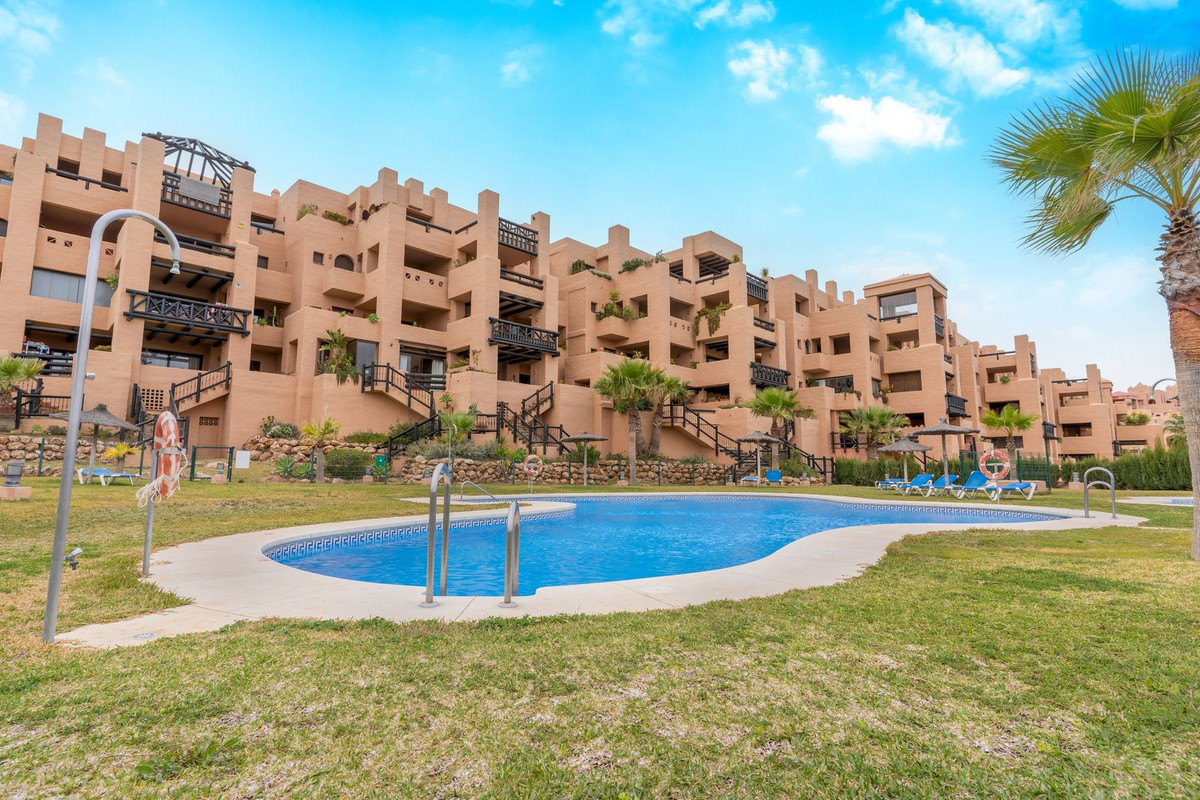 Appartement te koop in Manilva | 2 slaapkamers H5443513