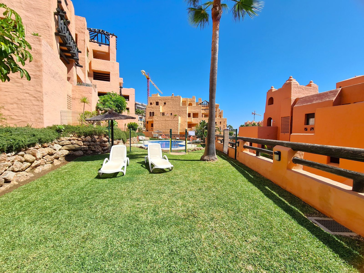 Appartement te koop in Manilva | 2 slaapkamers H5443513