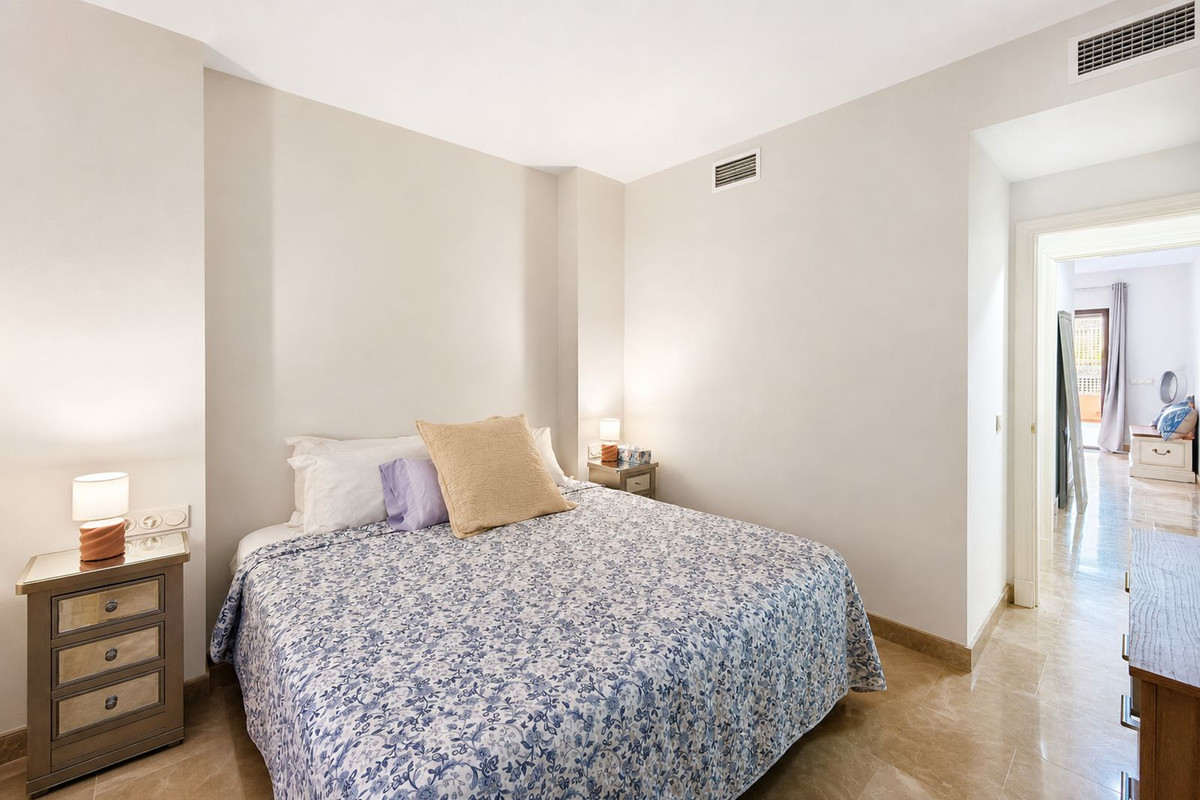 Appartement te koop in Manilva | 2 slaapkamers H5443513