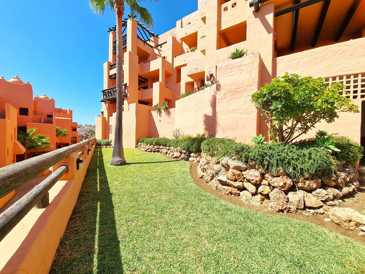 Appartement te koop in Manilva | 2 slaapkamers H5443513