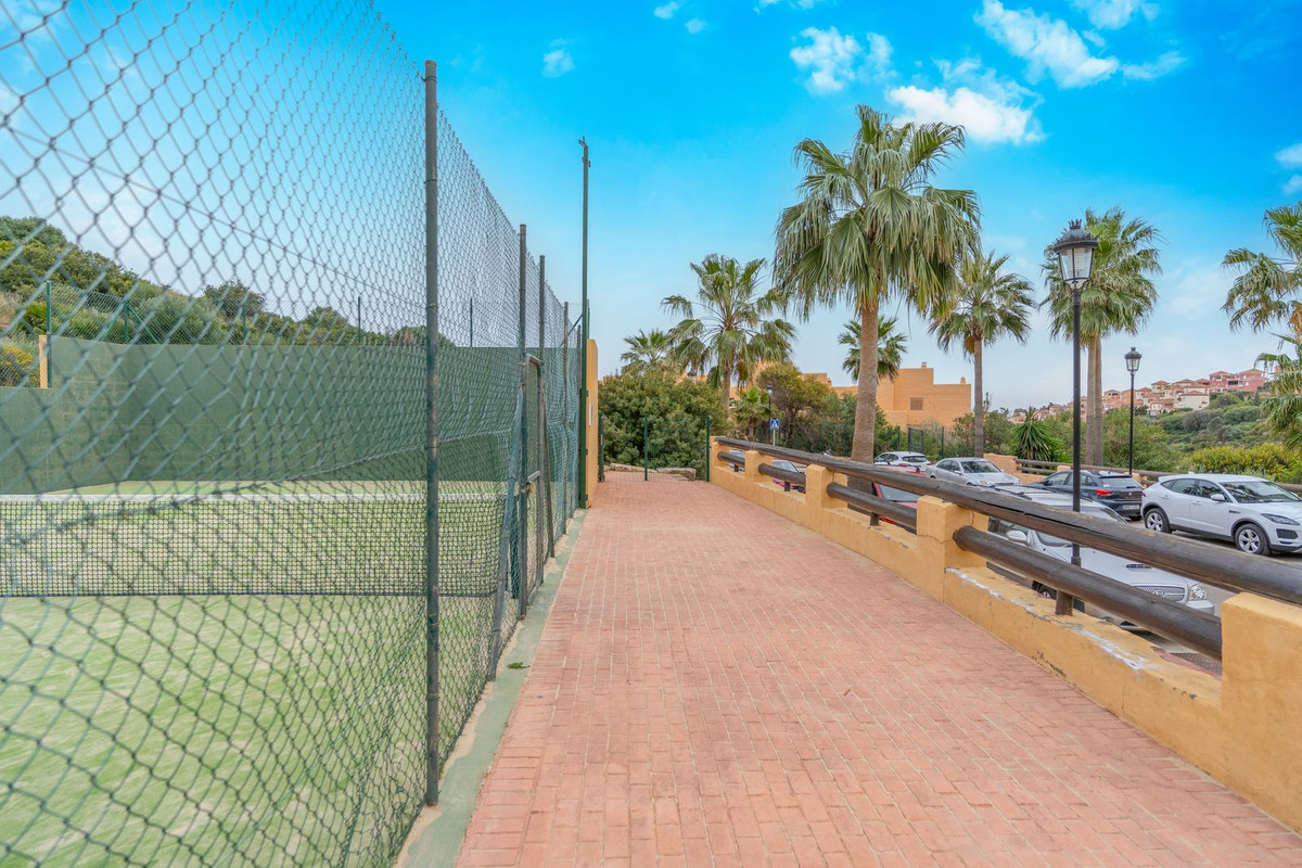 Appartement te koop in Manilva | 2 slaapkamers H5443513