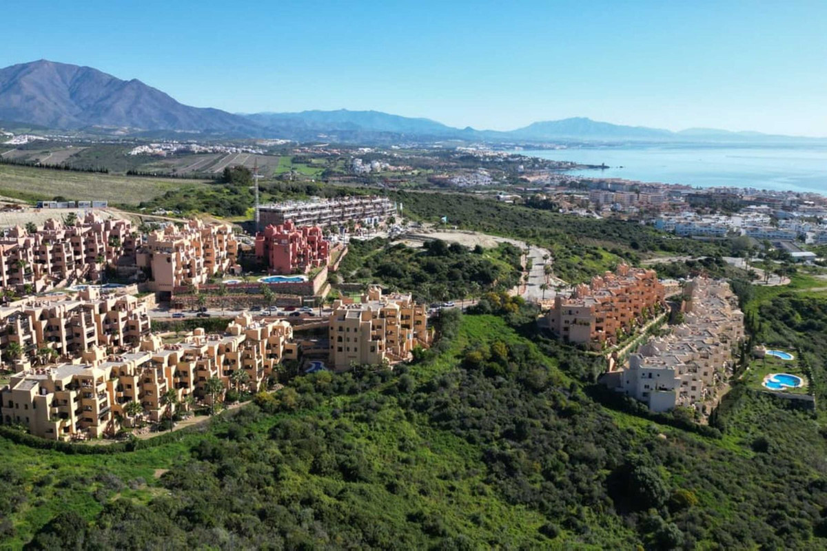 Appartement te koop in Manilva | 2 slaapkamers H5443513