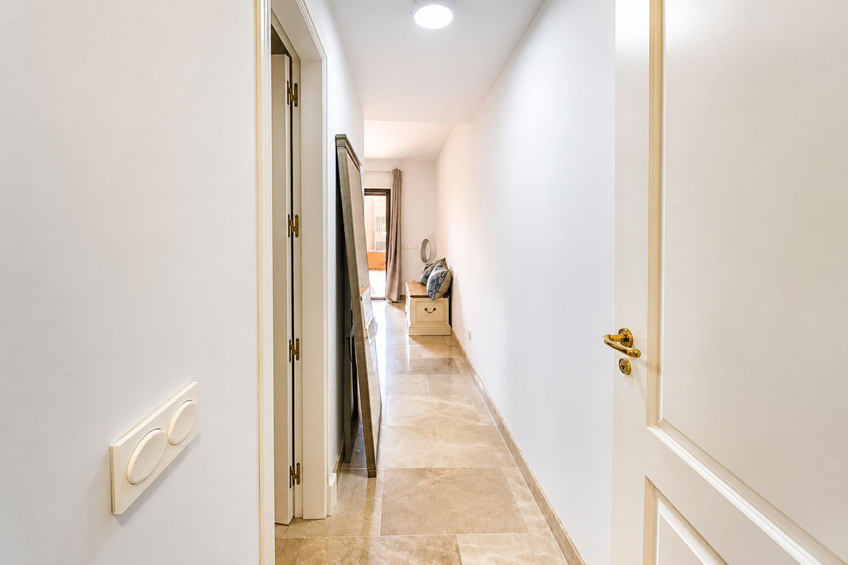 Appartement te koop in Manilva | 2 slaapkamers H5443513