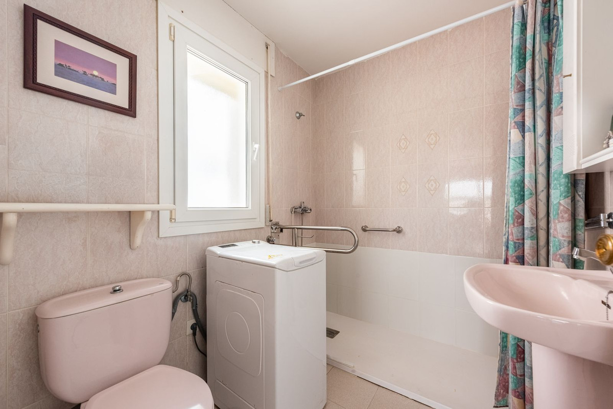 Appartement te koop in Manilva | 1 slaapkamers H5446381