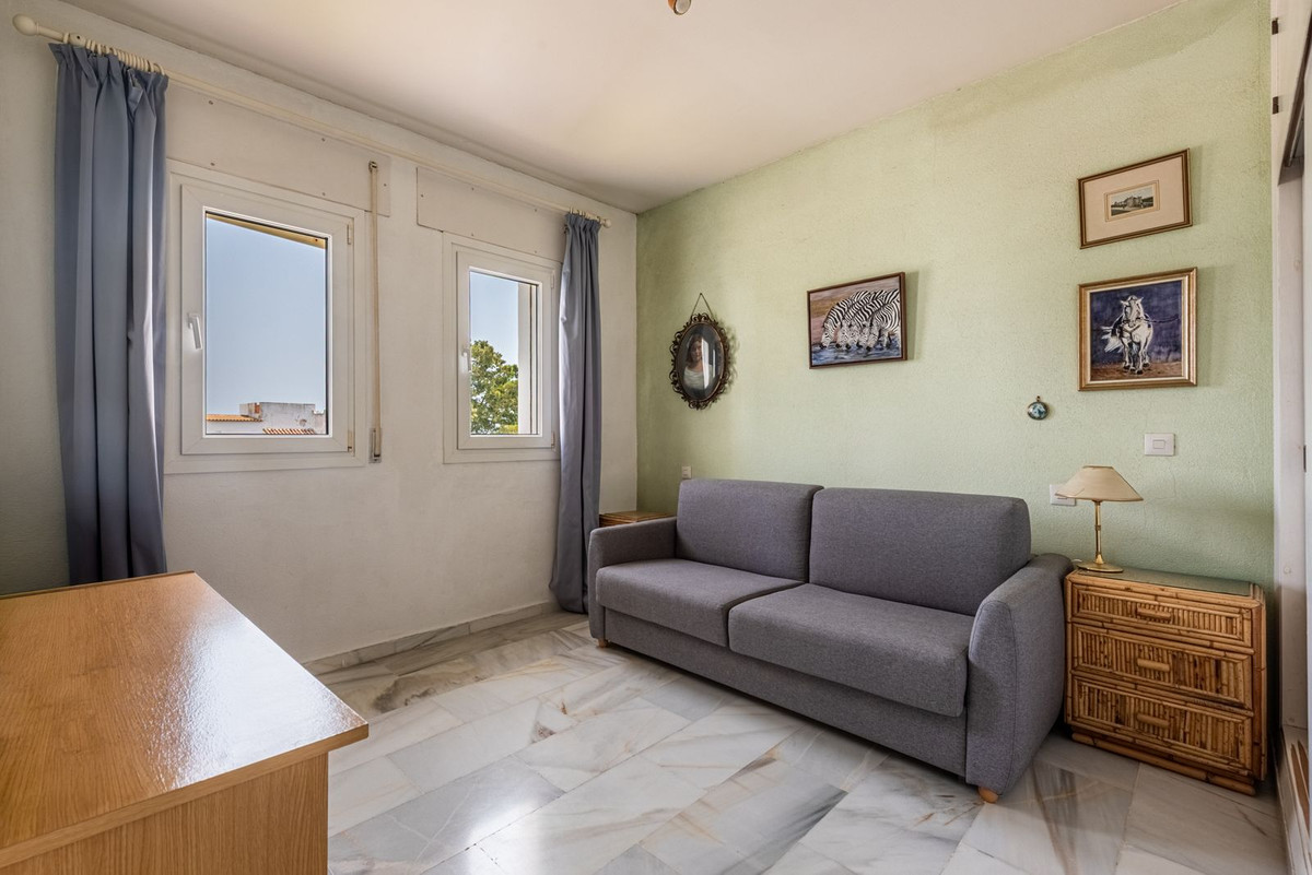Appartement te koop in Manilva | 1 slaapkamers H5446381