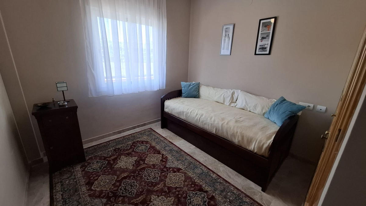 Appartement te koop in Manilva | 2 slaapkamers H5452291