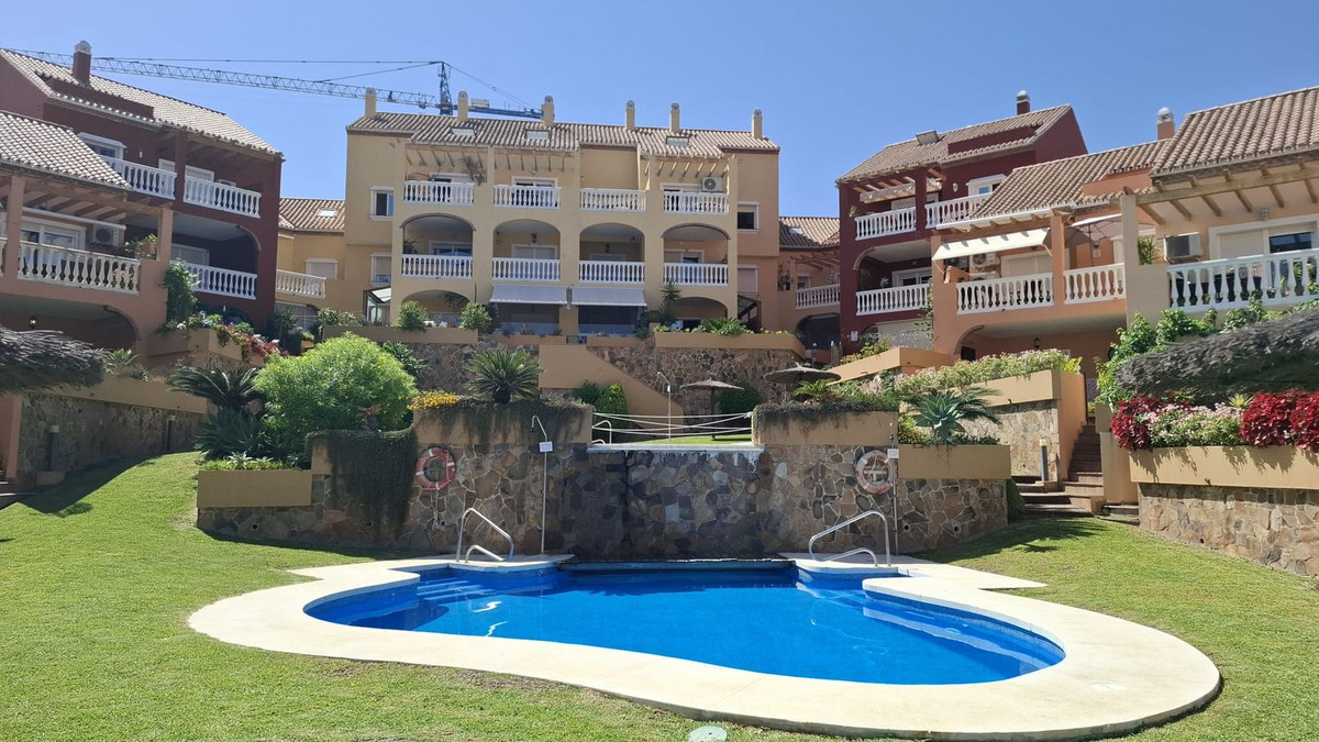 Appartement te koop in Manilva | 2 slaapkamers H5452291