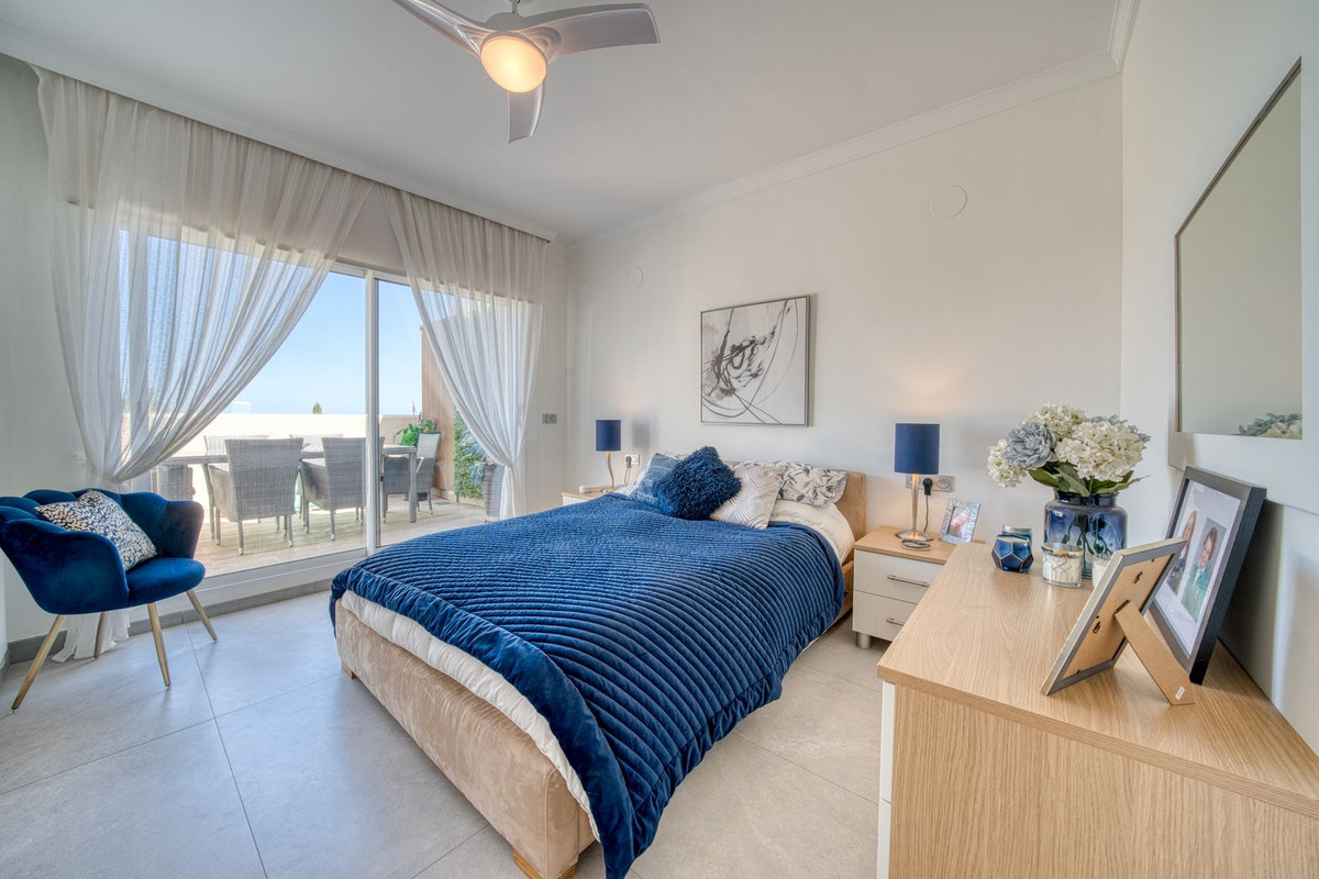 Appartement te koop in Manilva | 3 slaapkamers H5457421