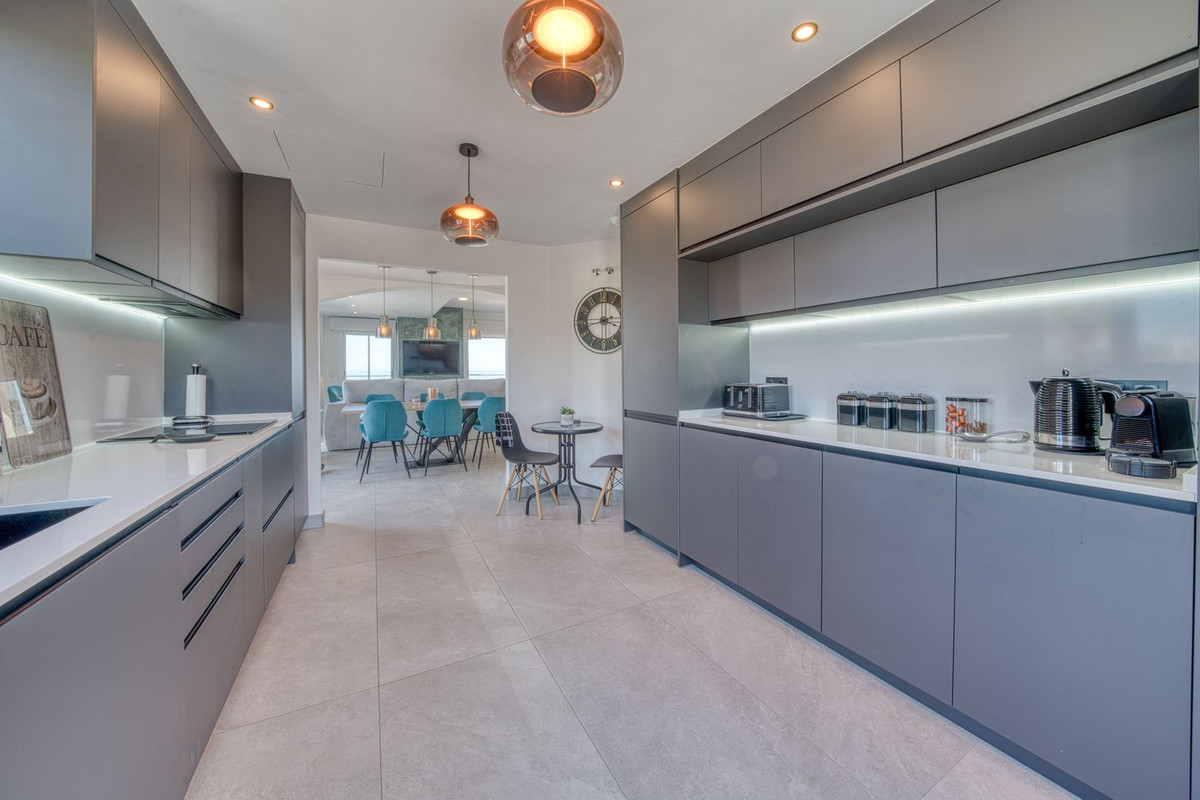 Appartement te koop in Manilva | 3 slaapkamers H5457421