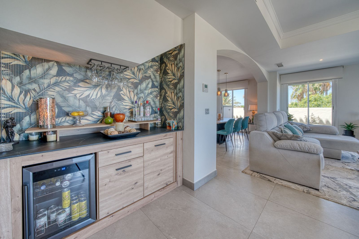 Appartement te koop in Manilva | 3 slaapkamers H5457421