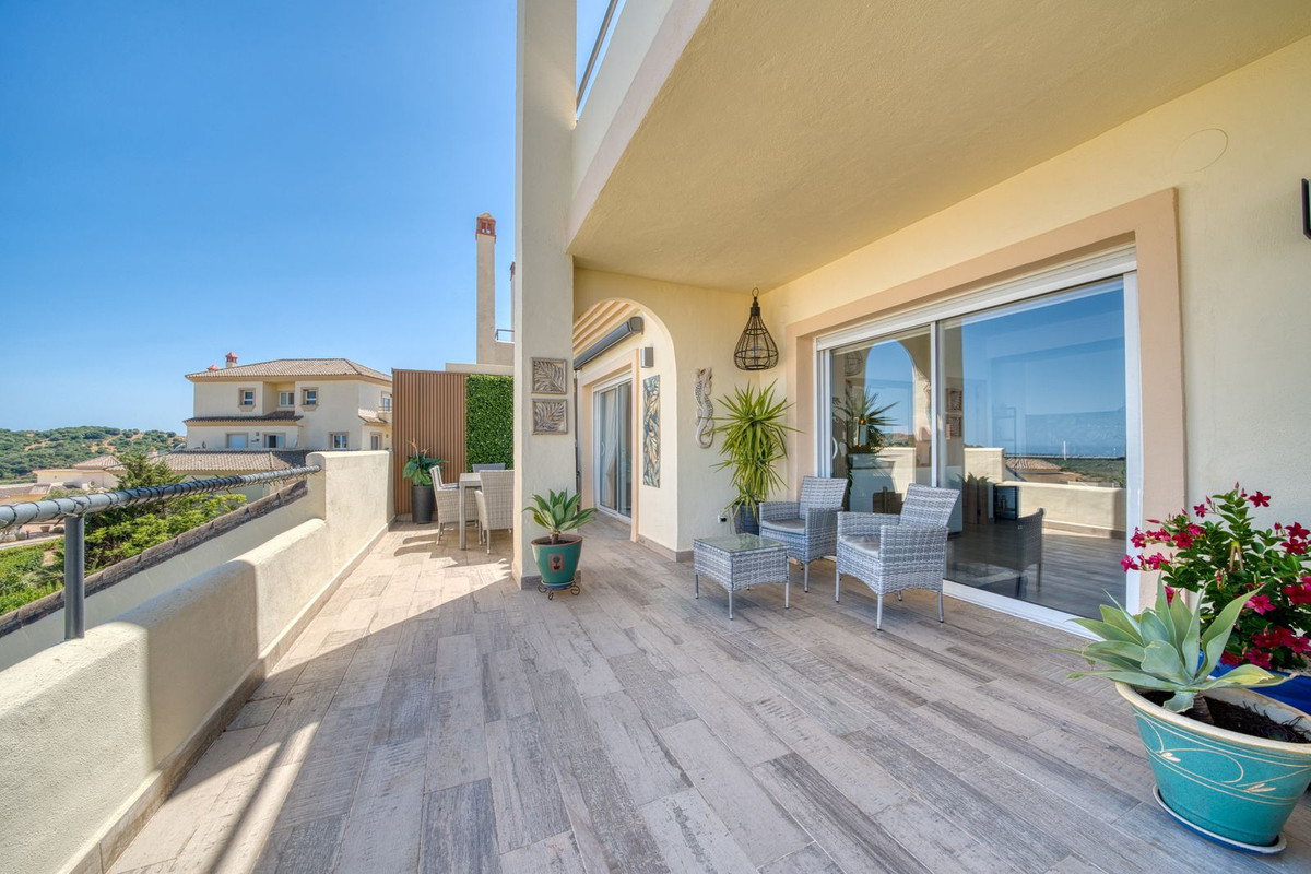 Appartement te koop in Manilva | 3 slaapkamers H5457421