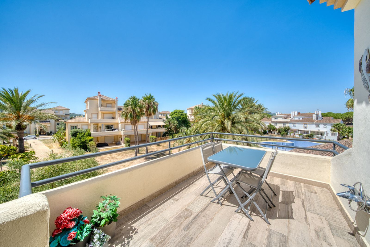 Appartement te koop in Manilva | 3 slaapkamers H5457421