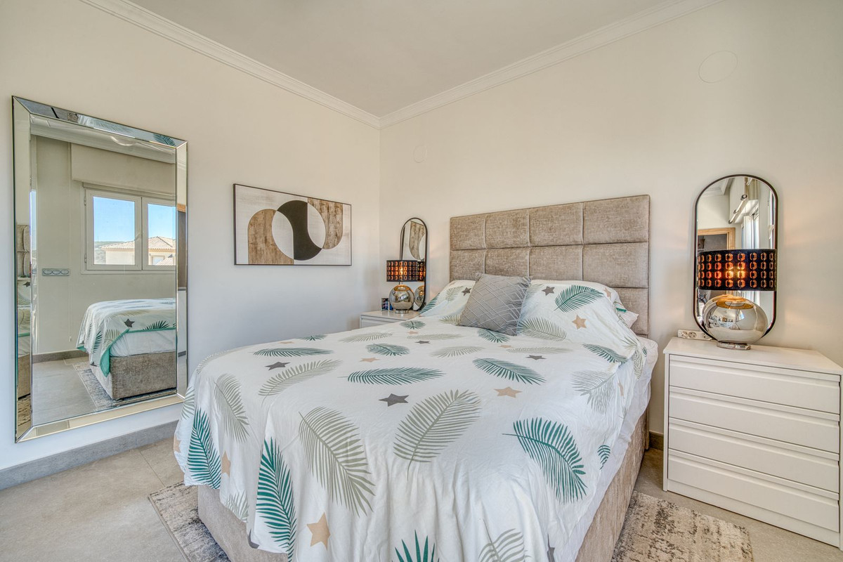 Appartement te koop in Manilva | 3 slaapkamers H5457421