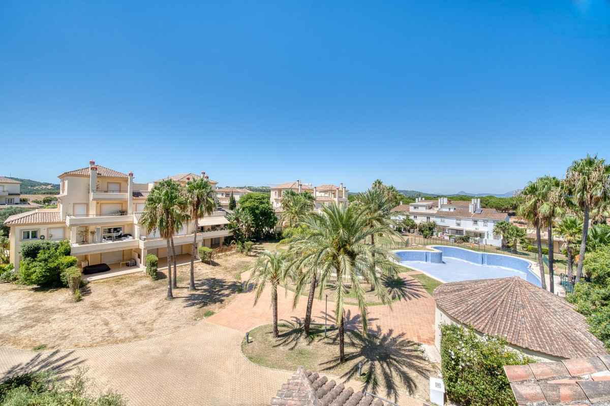 Appartement te koop in Manilva | 3 slaapkamers H5457421