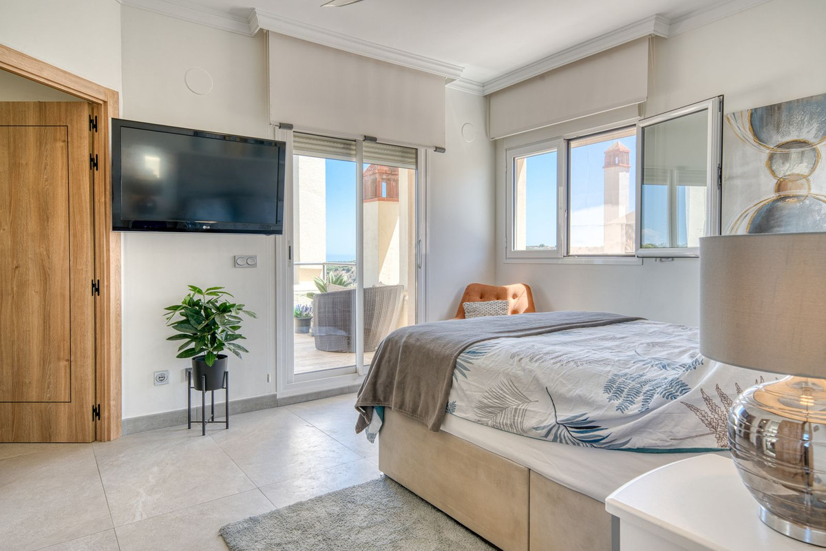Appartement te koop in Manilva | 3 slaapkamers H5457421