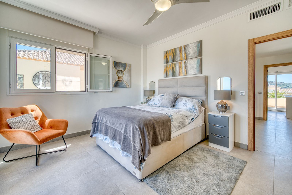 Appartement te koop in Manilva | 3 slaapkamers H5457421
