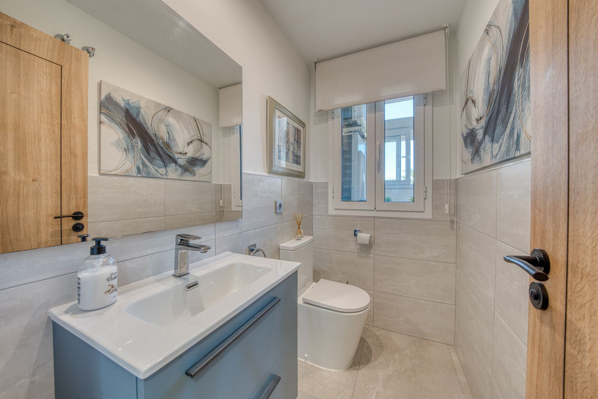 Appartement te koop in Manilva | 3 slaapkamers H5457421