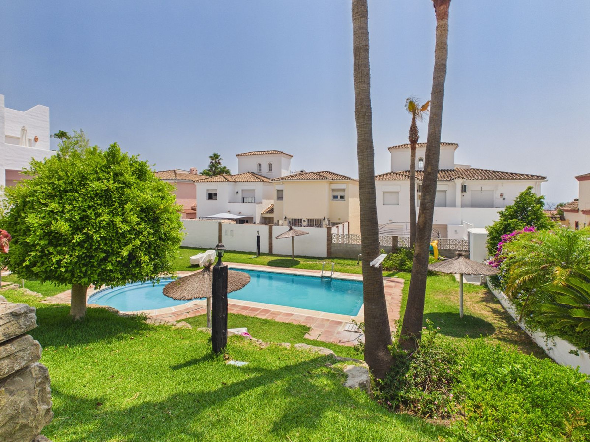 Appartement te koop in Manilva | 2 slaapkamers H5467987