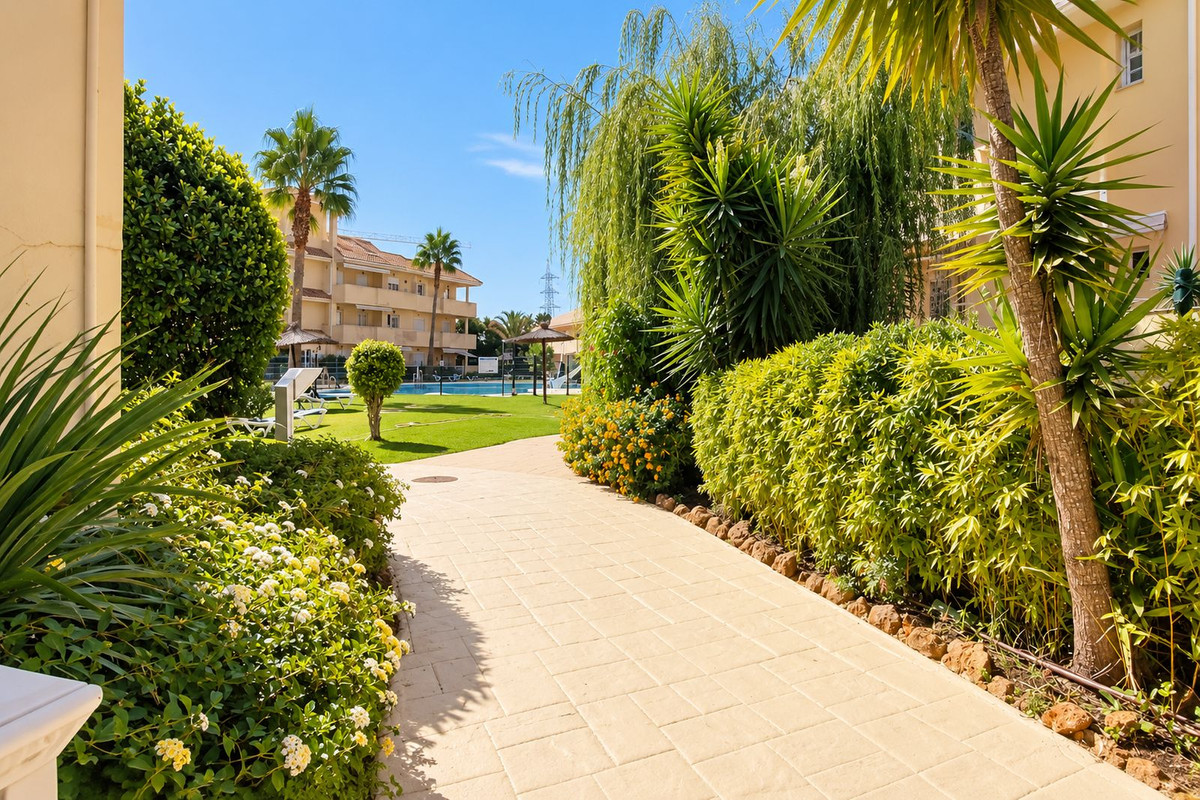 Appartement te koop in Manilva | 2 slaapkamers H5479495