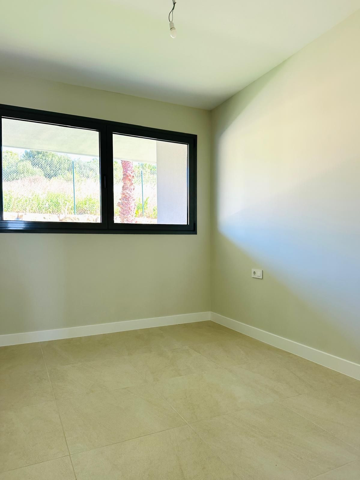 Appartement te koop in Manilva | 3 slaapkamers H5492596