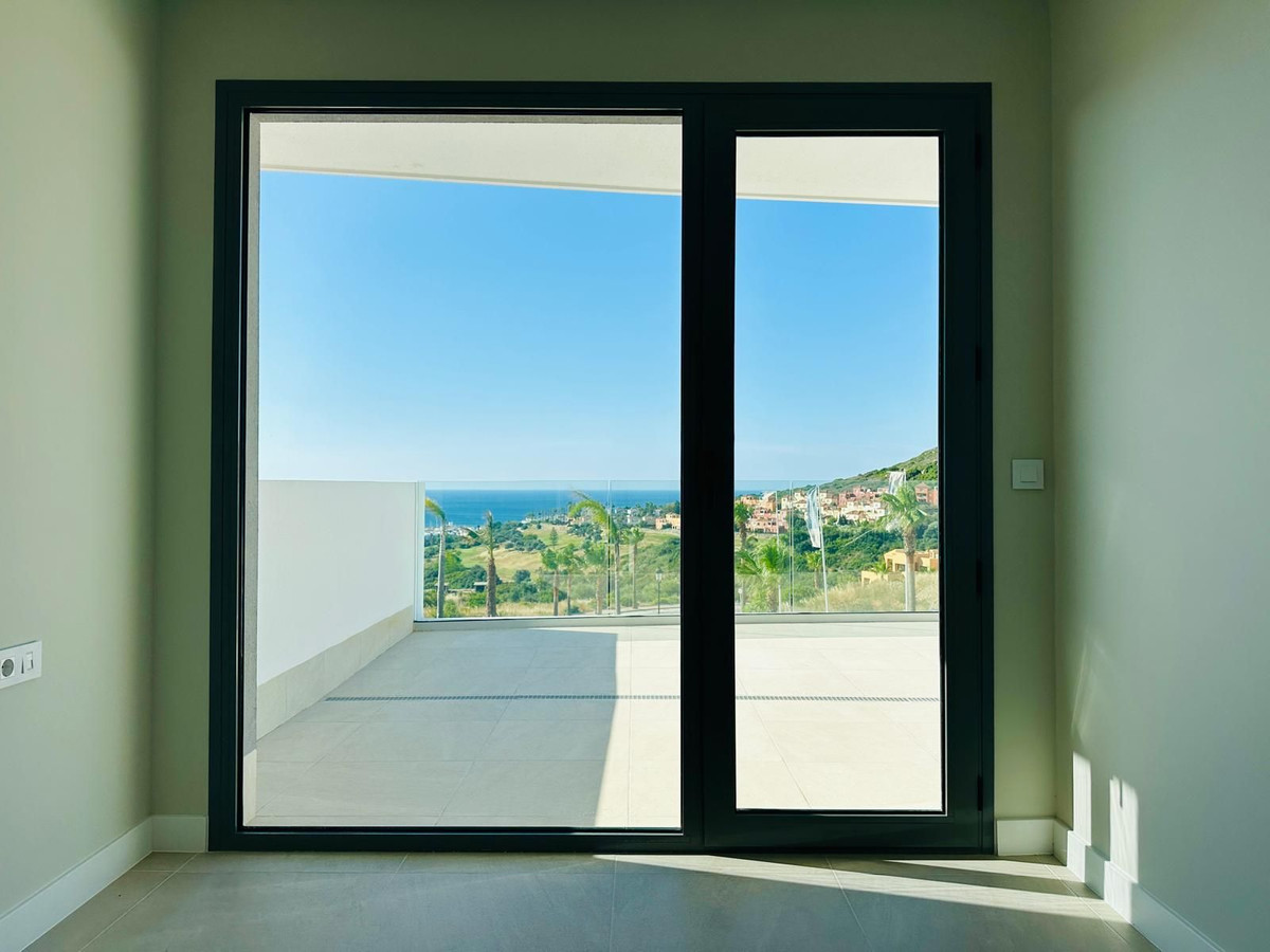 Appartement te koop in Manilva | 3 slaapkamers H5492596