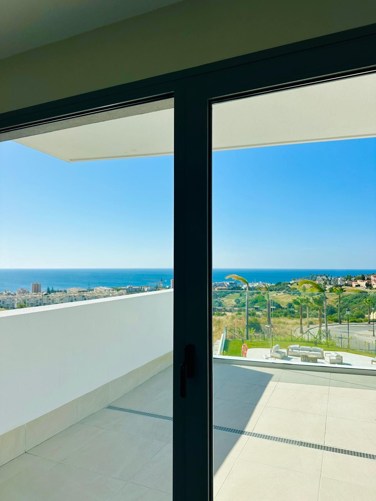 Appartement te koop in Manilva | 3 slaapkamers H5492596