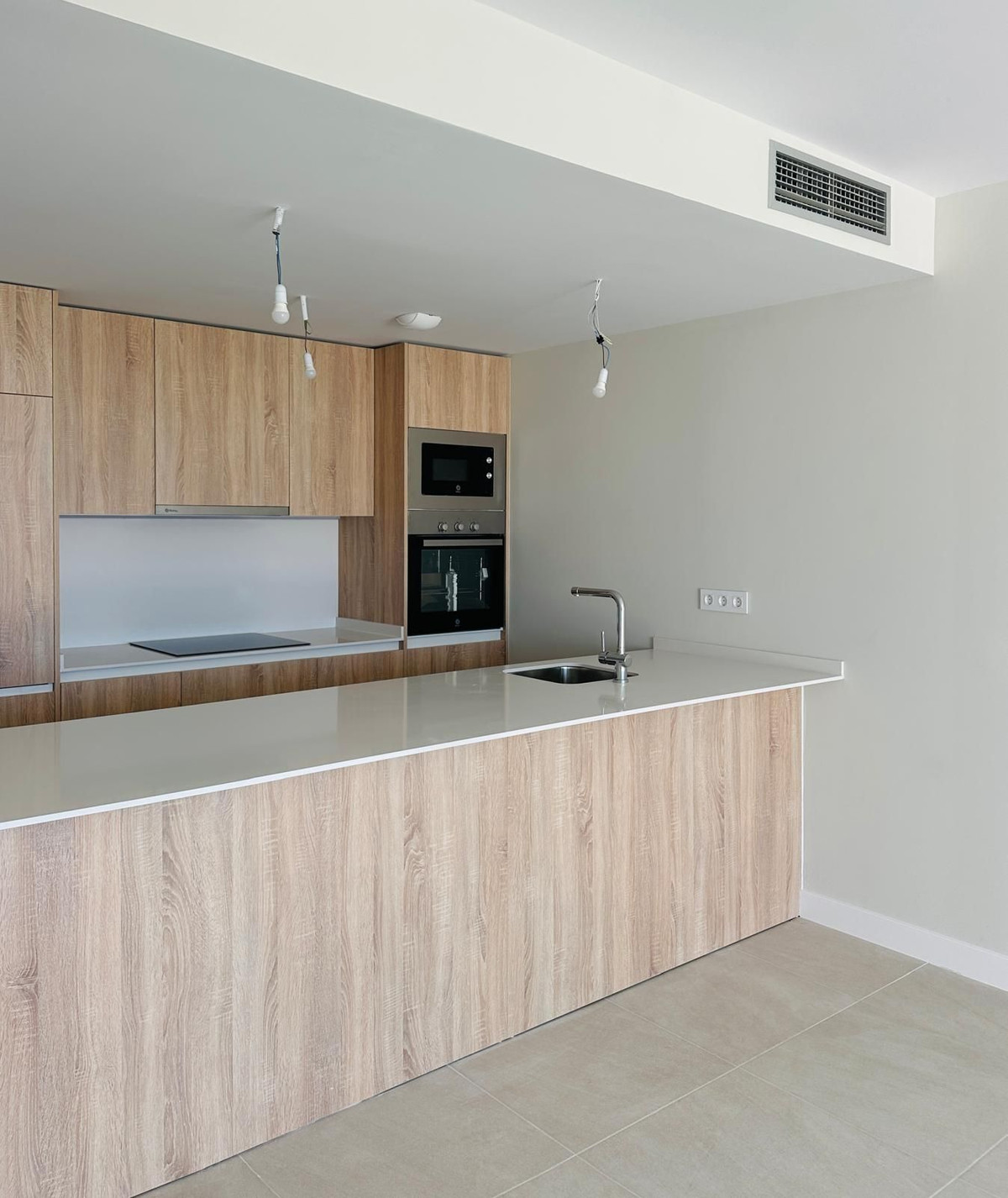 Appartement te koop in Manilva | 3 slaapkamers H5492596