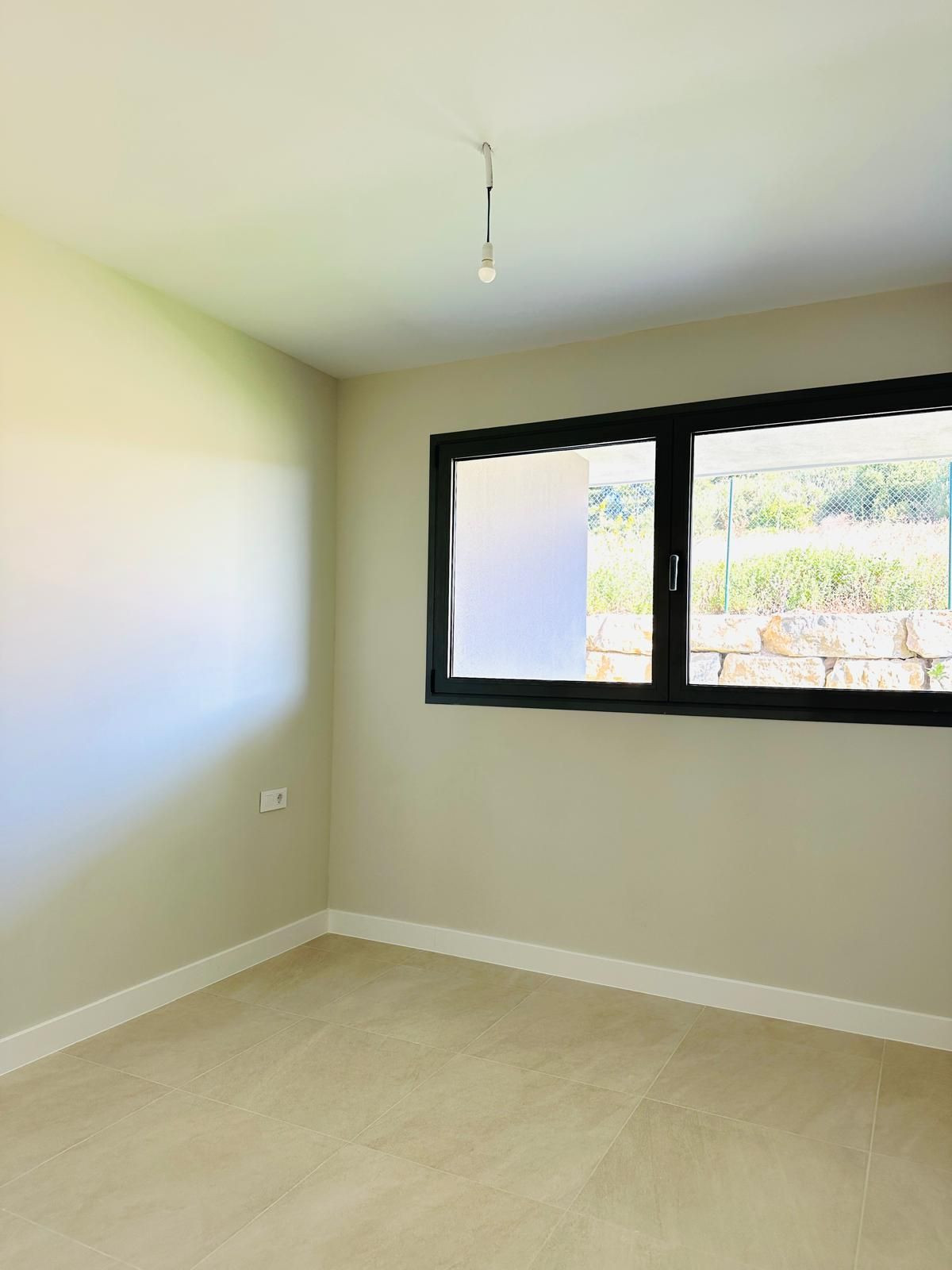 Appartement te koop in Manilva | 3 slaapkamers H5492596