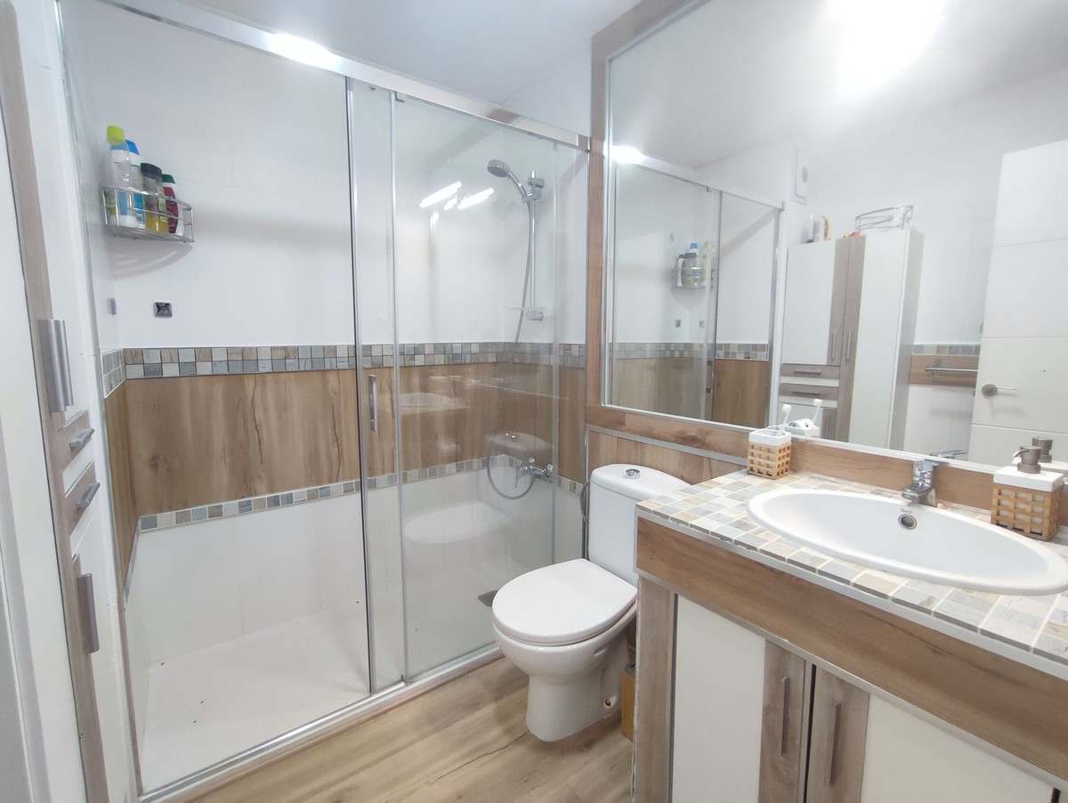 Appartement te koop in Manilva | 2 slaapkamers H5495893