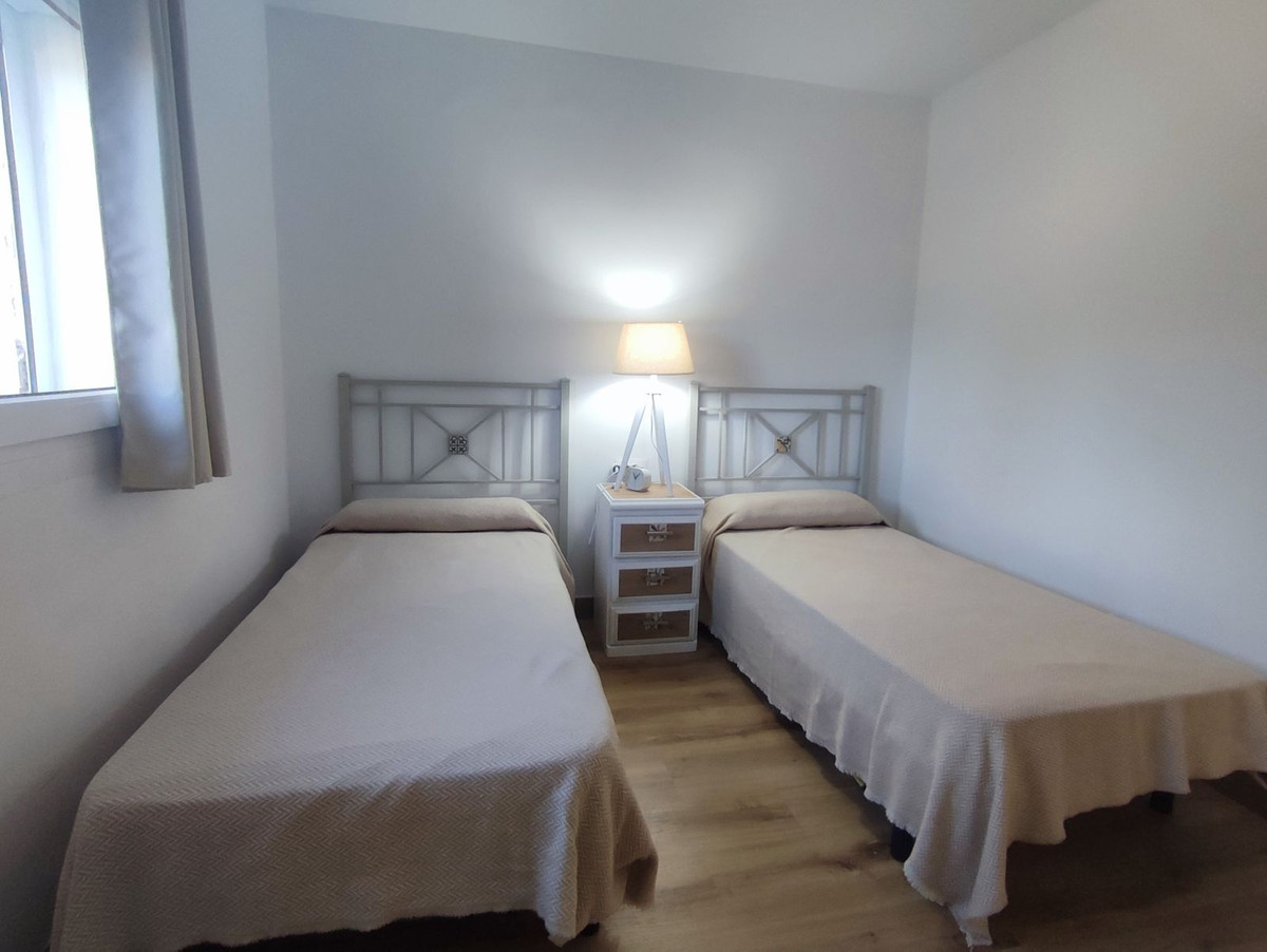 Appartement te koop in Manilva | 2 slaapkamers H5495893