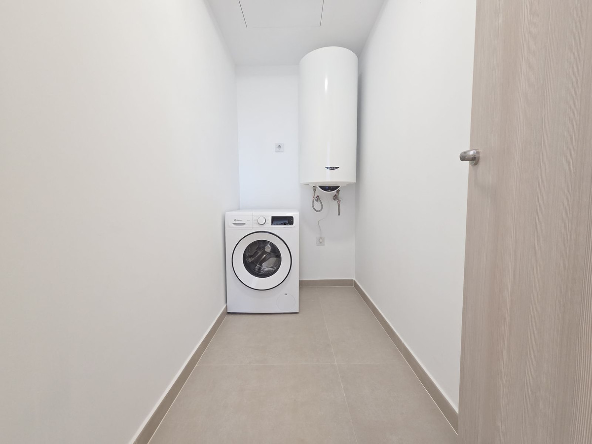 Penthouse te koop in Manilva | 2 slaapkamers H5496985