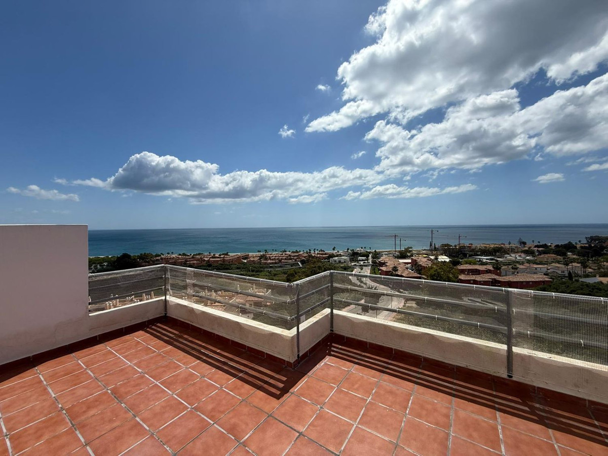 Penthouse te koop in Manilva | 3 slaapkamers H5497168