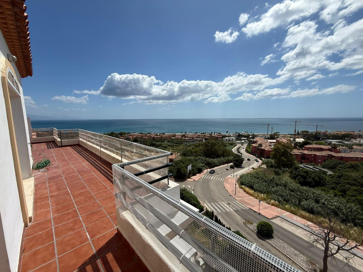 Penthouse te koop in Manilva | 3 slaapkamers H5497168