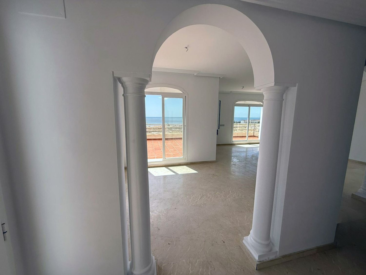 Penthouse te koop in Manilva | 3 slaapkamers H5497168