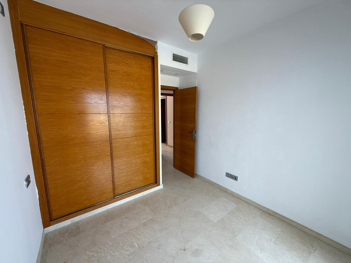 Penthouse te koop in Manilva | 3 slaapkamers H5497168