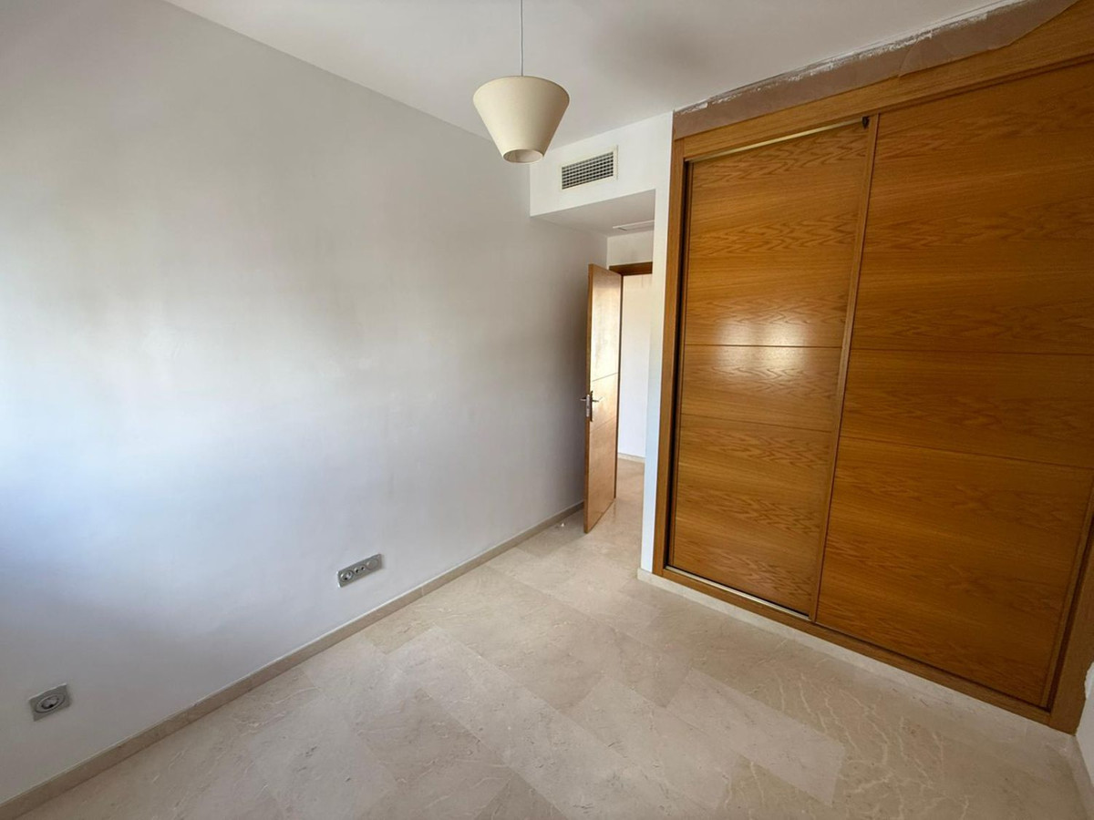 Penthouse te koop in Manilva | 3 slaapkamers H5497168