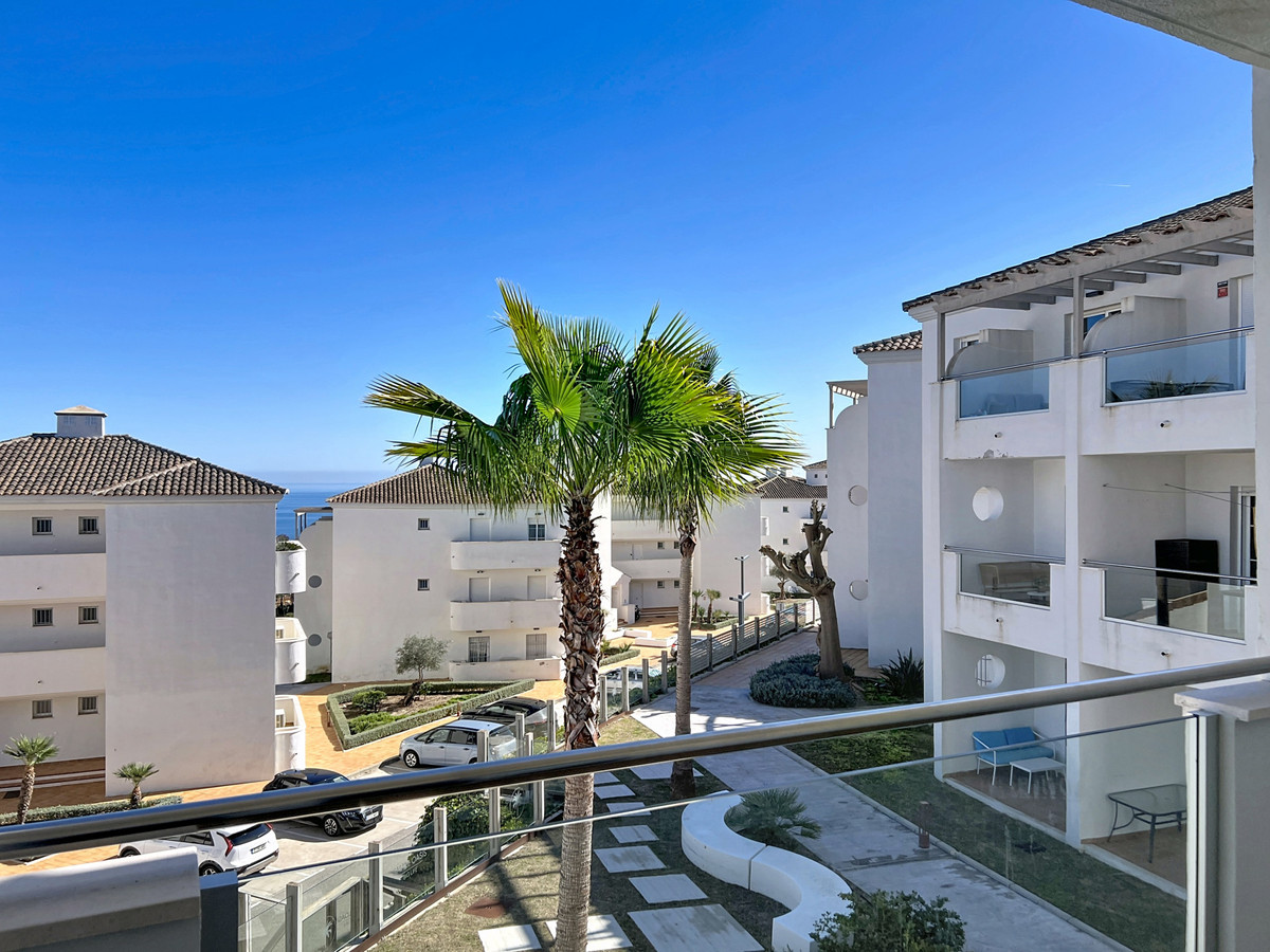 Appartement te koop in Manilva | 2 slaapkamers H5510599