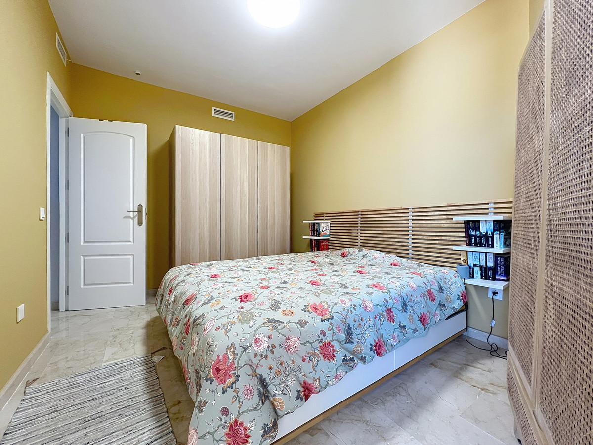 Appartement te koop in Manilva | 2 slaapkamers H5510599