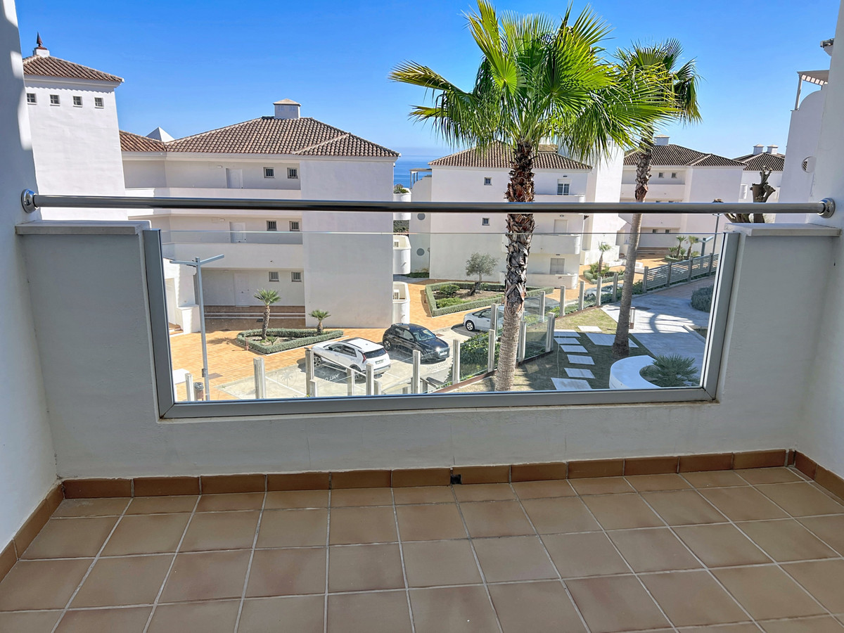Appartement te koop in Manilva | 2 slaapkamers H5510599