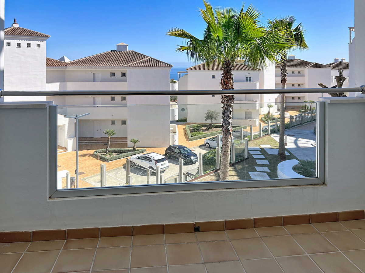 Appartement te koop in Manilva | 2 slaapkamers H5510599