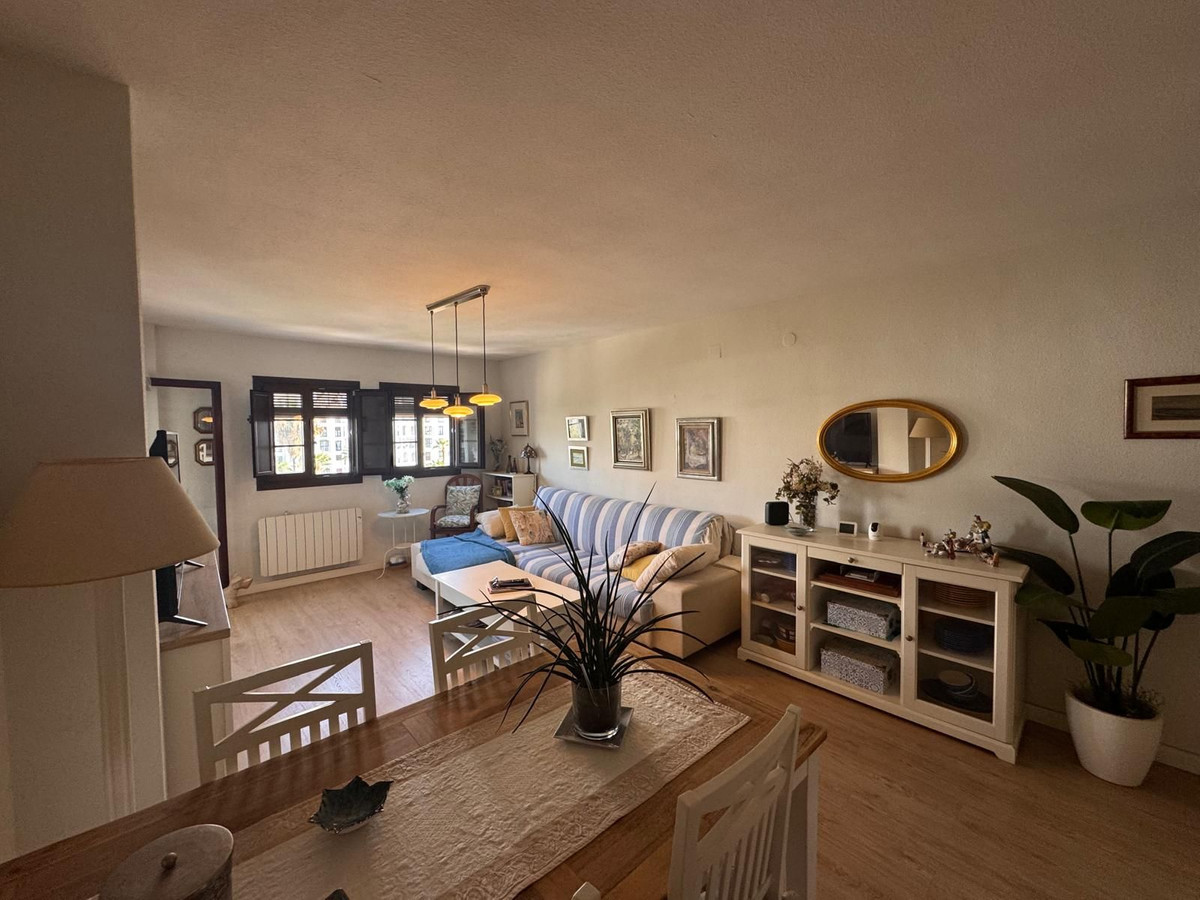 Penthouse te koop in Manilva | 2 slaapkamers H5514478