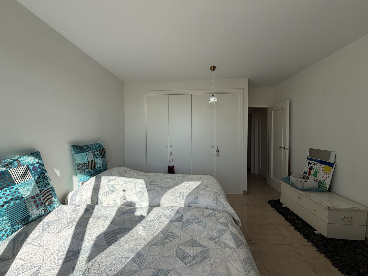 Appartement te koop in Manilva | 3 slaapkamers H5516248