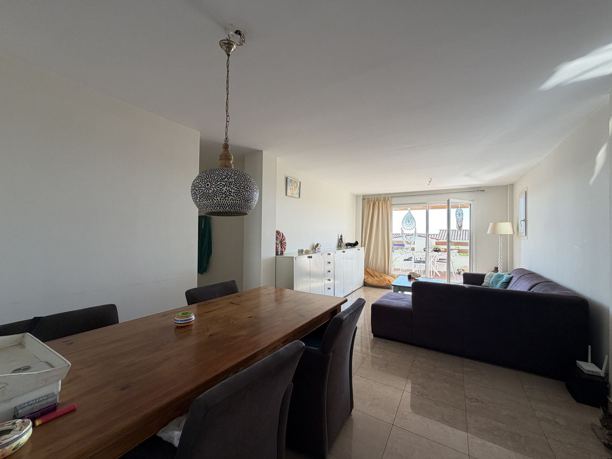 Appartement te koop in Manilva | 3 slaapkamers H5516248