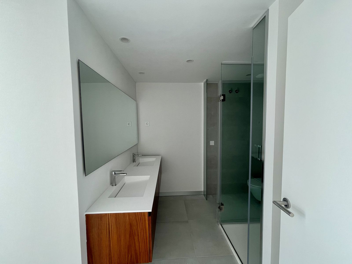 Property main view 33