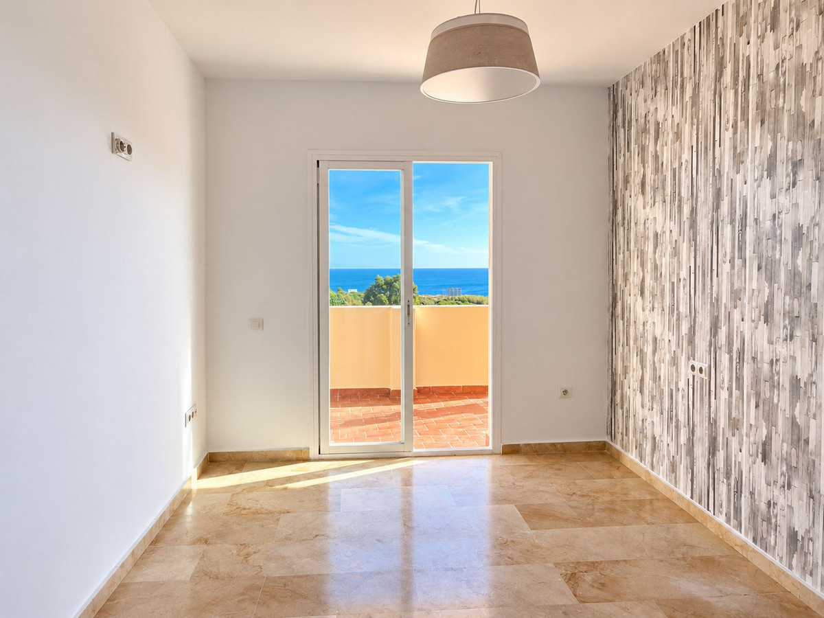 Penthouse te koop in Manilva | 2 slaapkamers H5524642