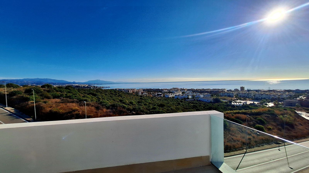 Appartement te koop in Manilva | 3 slaapkamers H5526313